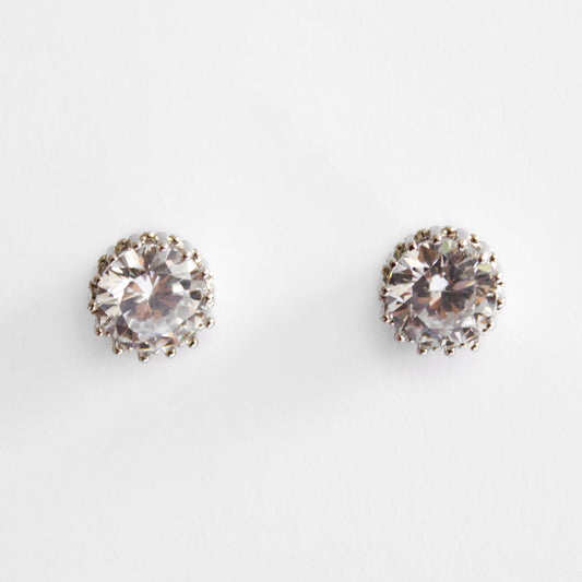 Studs de diamante cultivado